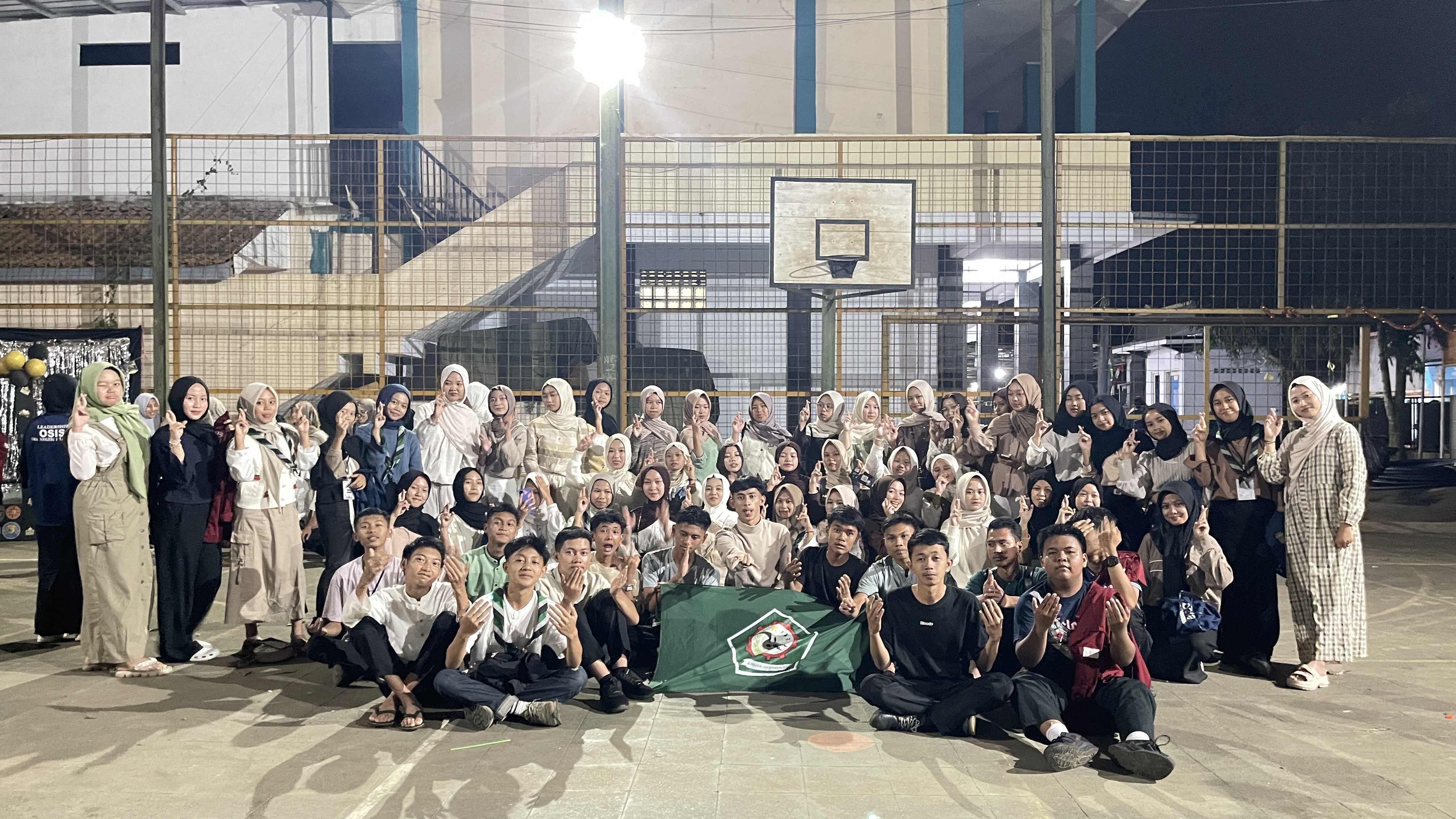 Berbagi Takjil 